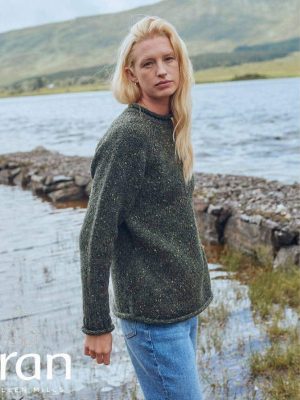 Aran Woollen Mills Ladies Roll Neck Raglan Crew Green - La Vie en Rose Damesmode