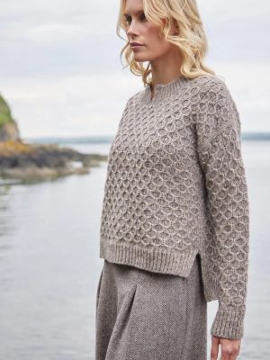 Fisherman out of Ireland Alpaca Honeycomb Stitch Sweater Stone - La Vie en Rose Damesmode Enkhuizen
