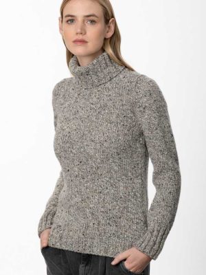 Fisherman out of Ireland Polo Neck Sweater Porridge FSS72M 215 - La Vie en Rose Damesmode