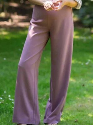 Very Cherry Marlene Pants Lila Gabardine - La Vie en Rose Damesmode