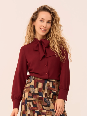 Very Cherry Ruffle Blouse Burgundy Bubble Chiffon VC-BL0300-446 - La Vie en Rose Damesmode Enkhuizen (2)
