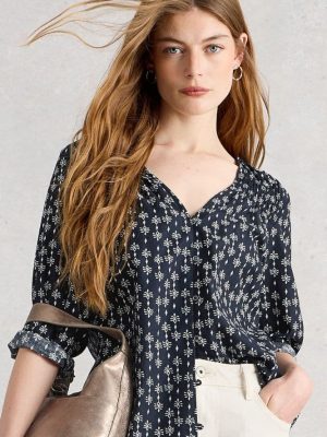 White Stuff Rae Organic Cotton Top Nay Print- La Vie en Rose Damesmode