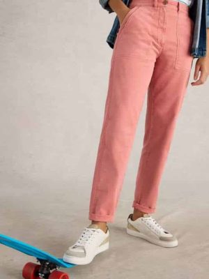 White Stuff Twister Chino Trouser Mid Red - La Vie en Rose Damesmode